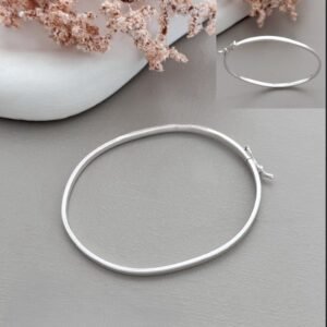 Bracelete Rígido Liso Oval em Prata 925