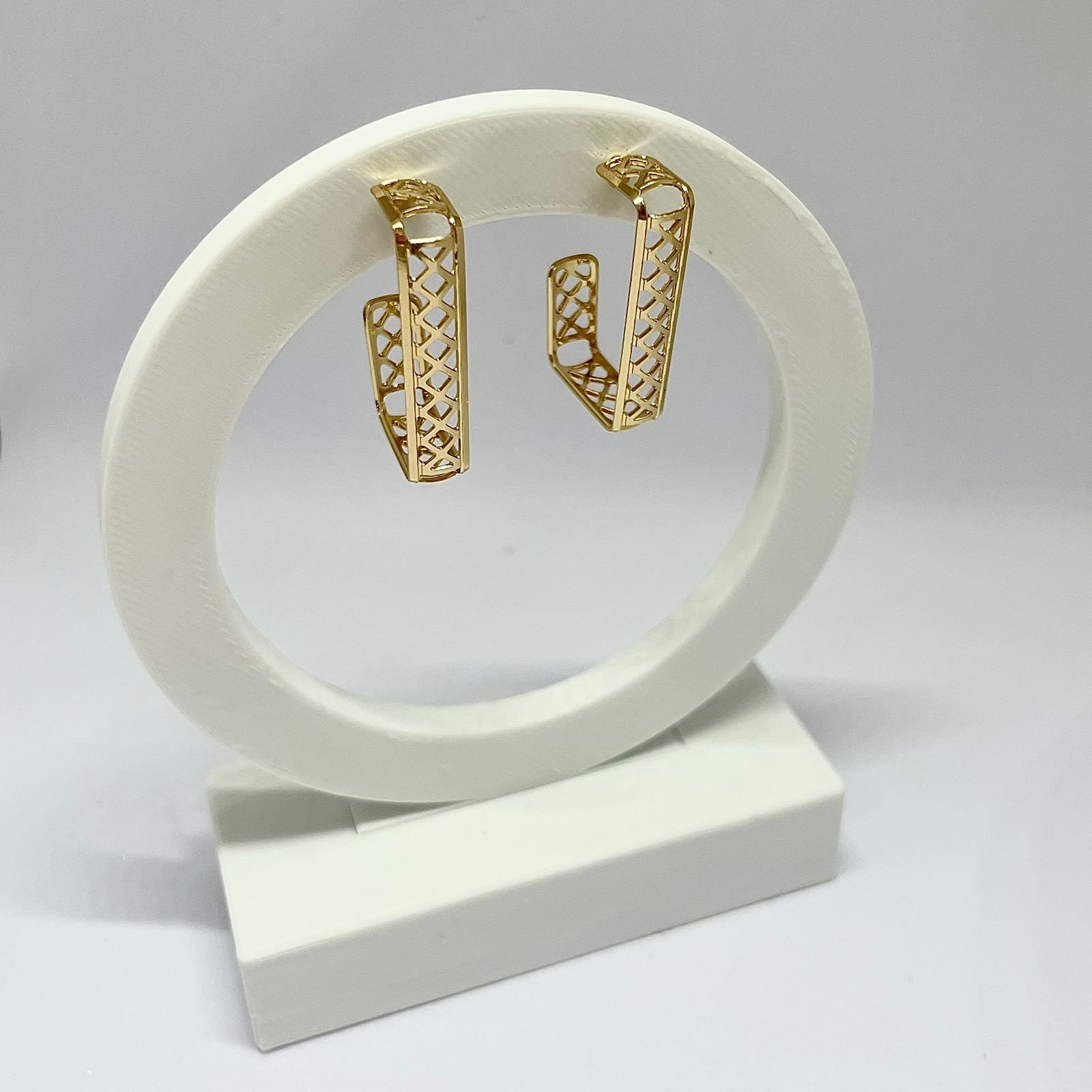 Argola Retangular Trama Delicada