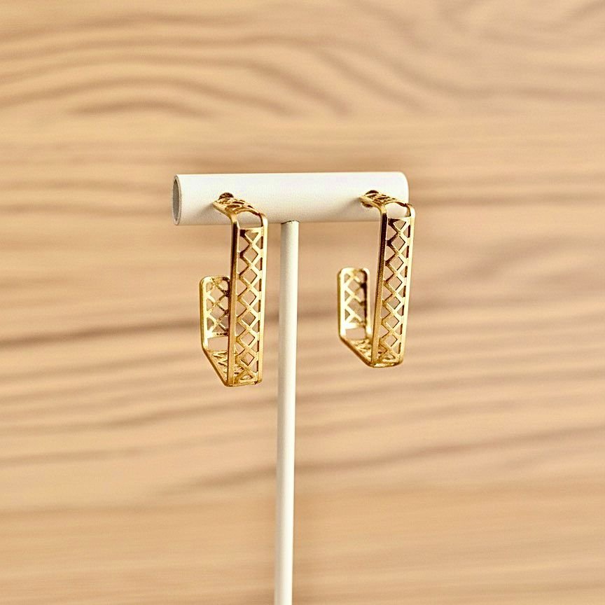 Argola Retangular Trama Delicada - Imagem 3