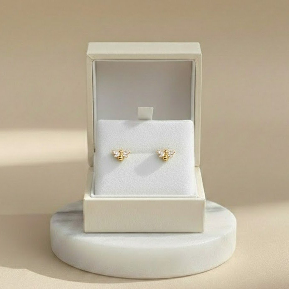 Brinco Abelha Cravejada