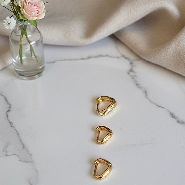 Trio De Argolas Triangulares Texturizadas - Imagem 3