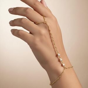 Pulseira Hand Chain com Trio de Zircônias